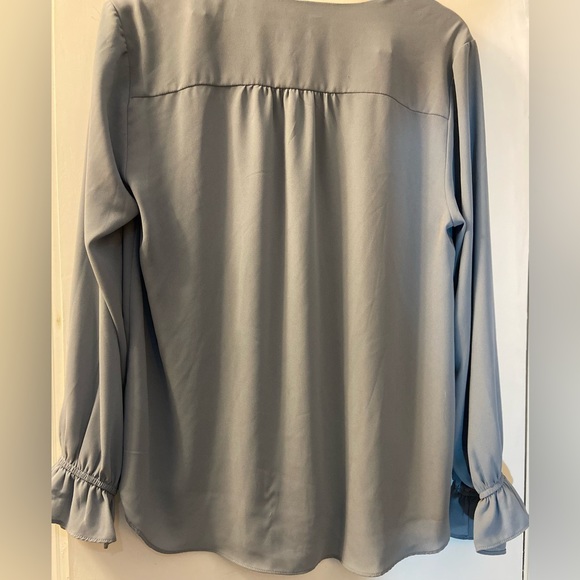 NWOT Beautiful Powder Slate Blue Blouse - Picture 15 of 15